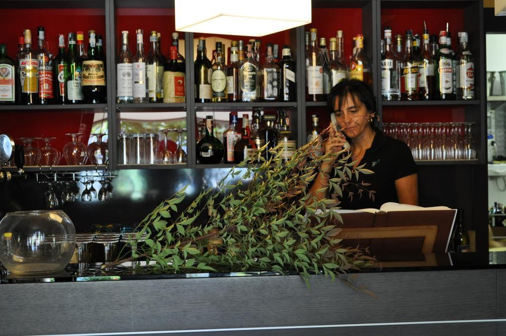 Hotel Grizzino Montereale Valcellina ภายนอก รูปภาพ